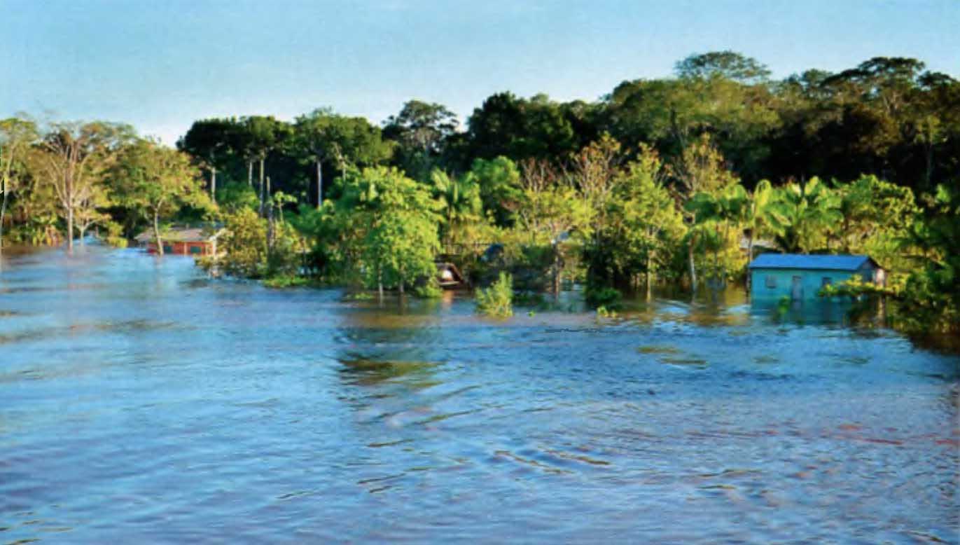 Паводок на Амазонке.